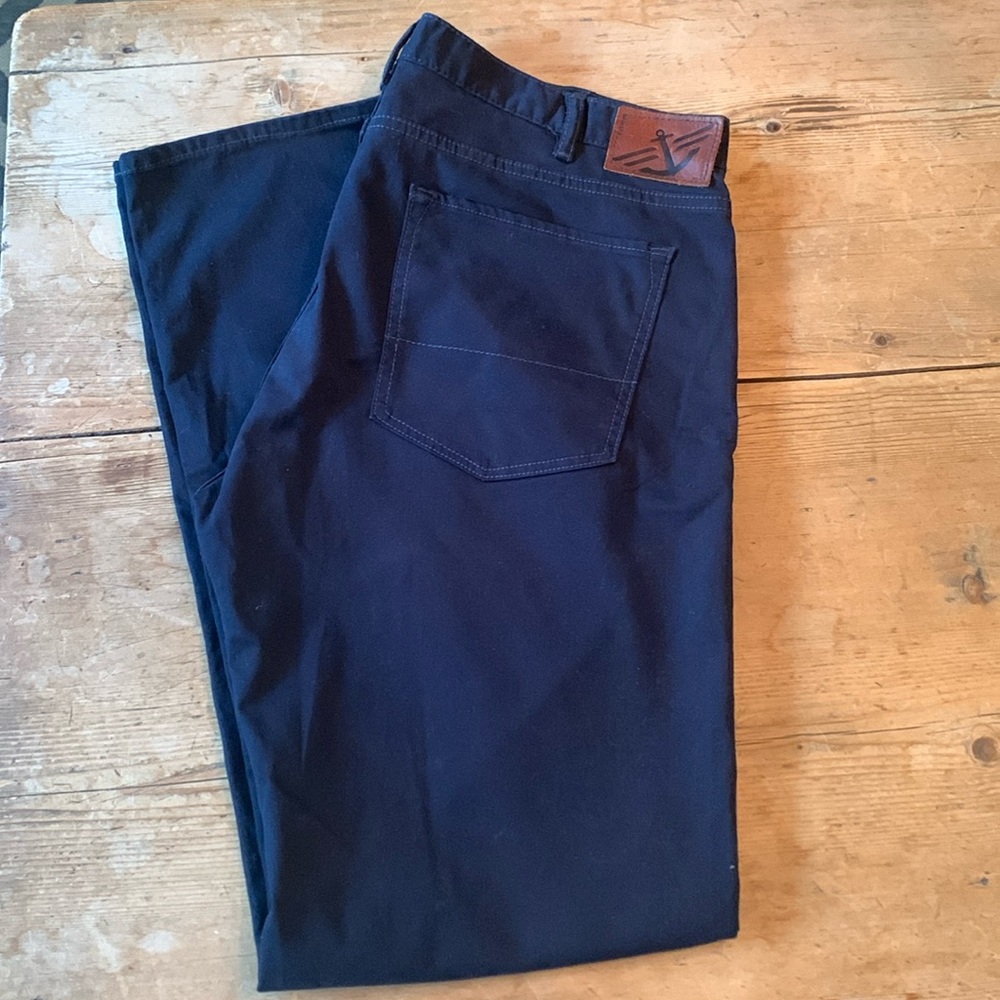 NWOT Mens Dockers Straight Leg Dark Navy Chino 5 pocket pants